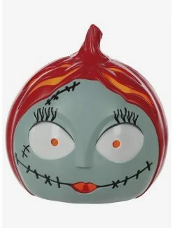 Brand new 😍 Disney Nightmare Before 🎁 Christmas Sally Light Up 10-inch Pumpkin 💯