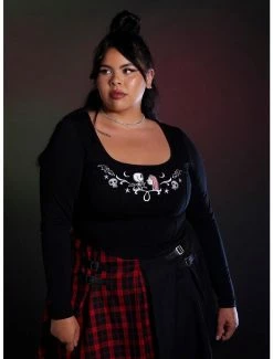 Budget 😉 Her Universe The Nightmare Before 🎄 Christmas Duo Crop Long-Sleeve Top Plus Size ✨